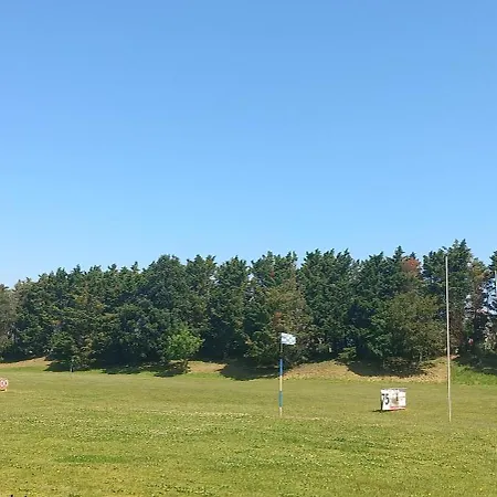 Entre Golf Et Apartment